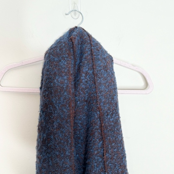 La Fiorentina Oversized Soft Scarf - Picture 6 of 8